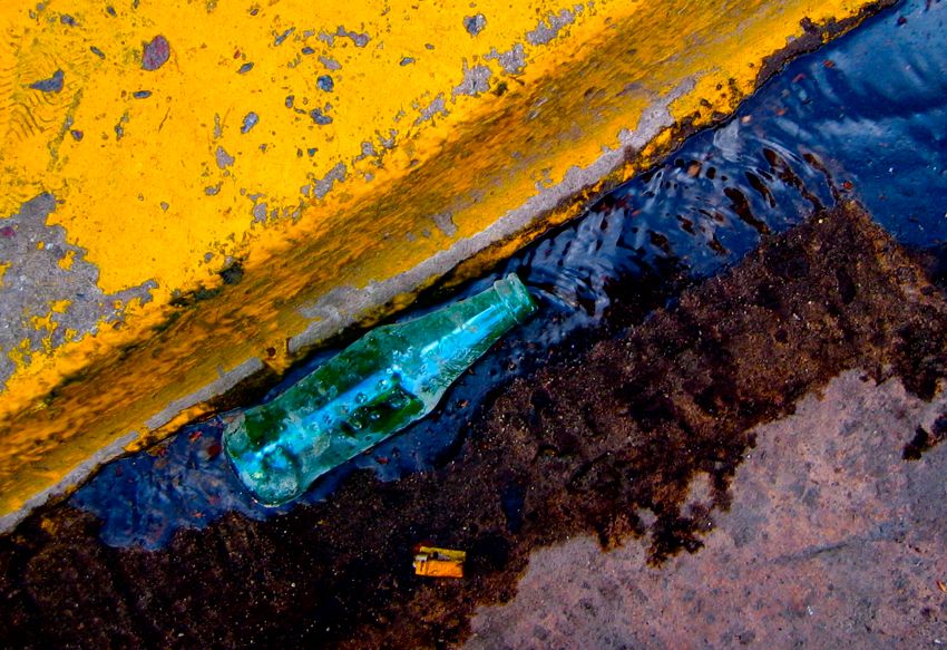 buenos aires - sidewalk in palermo (2007)