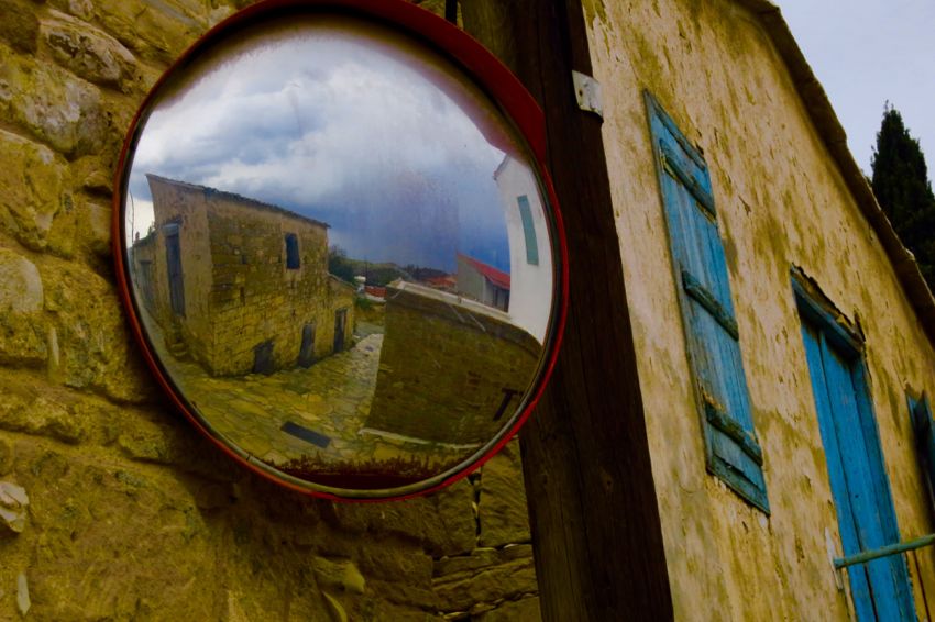 mountain village: choirokoitia