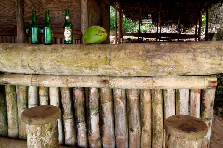 peninsula samana - bar at playa fronton