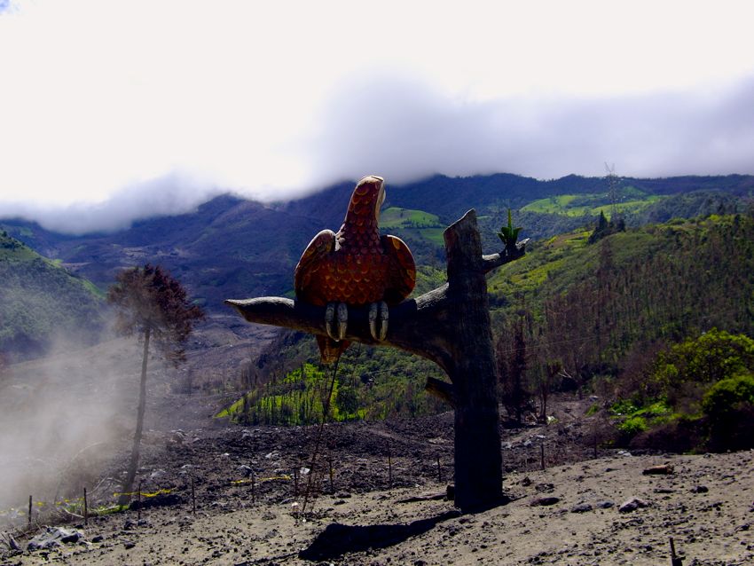 road from quito to banos