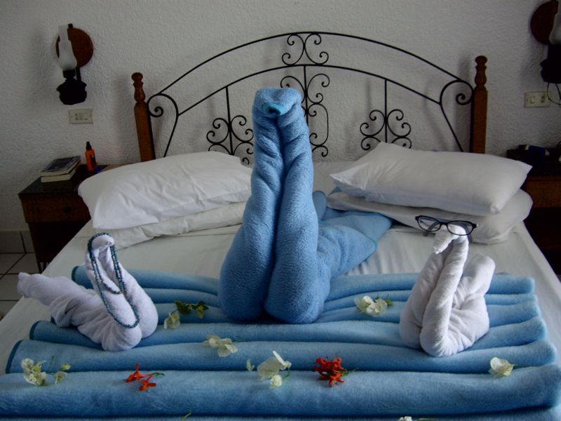 hurghada - artistic efforts of the egyptian room cleaner