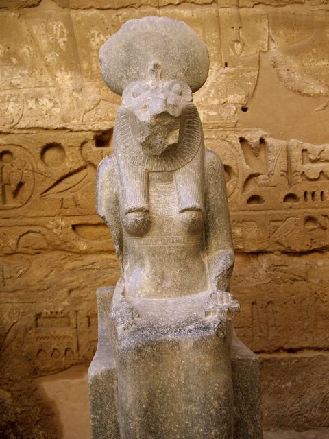 luxor west bank - habu temple