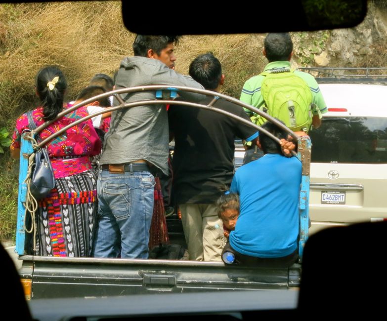 chichicastenango to panajachel road