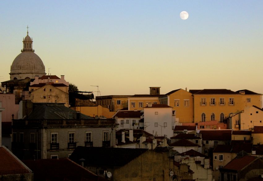 lisbon - alfama