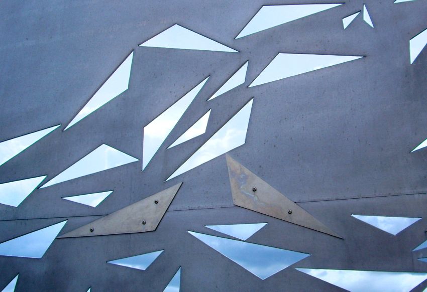 san juan - gate on the marina