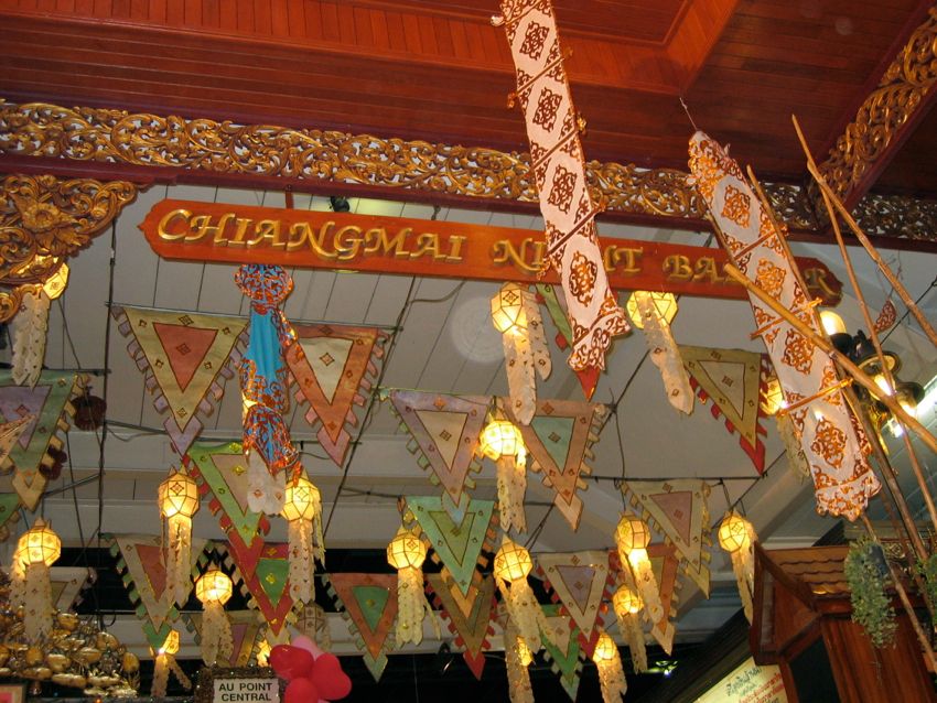 chiang mai - night bazaar (2004)